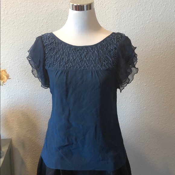 (47) Thin Flowy Blue Top - Picture 2 of 5